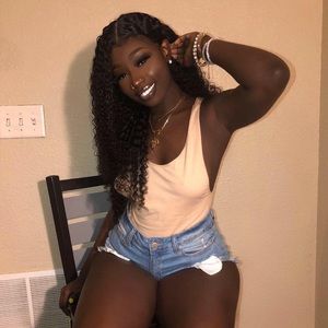 Meet your Posher, Eboni